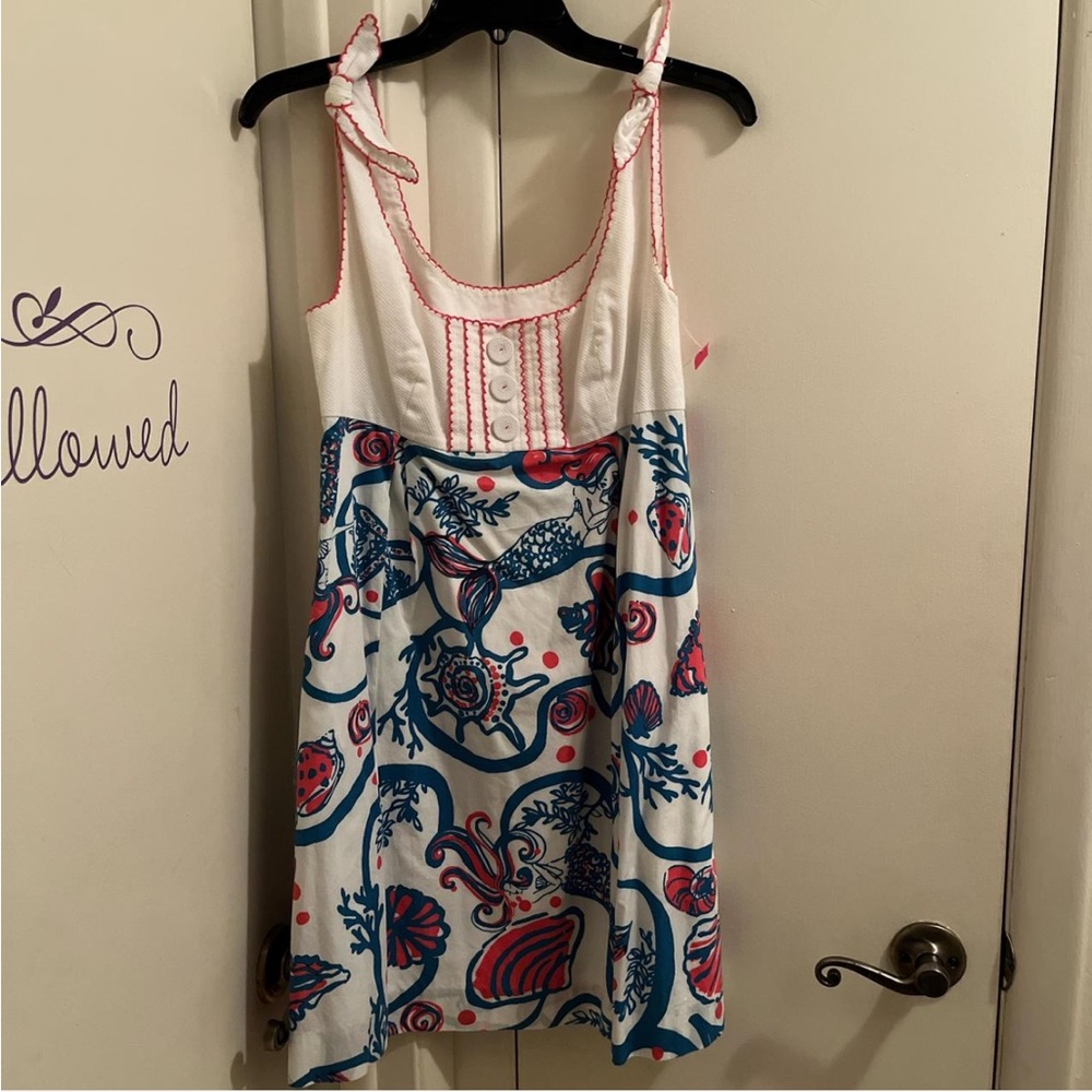 Lilly Pulitzer Scales and Tails Dress Size 4